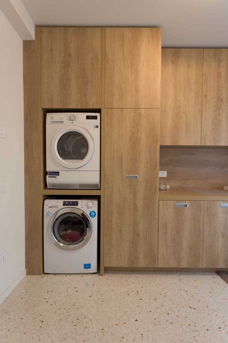 lavanderia-mobile-su-misura-703-5