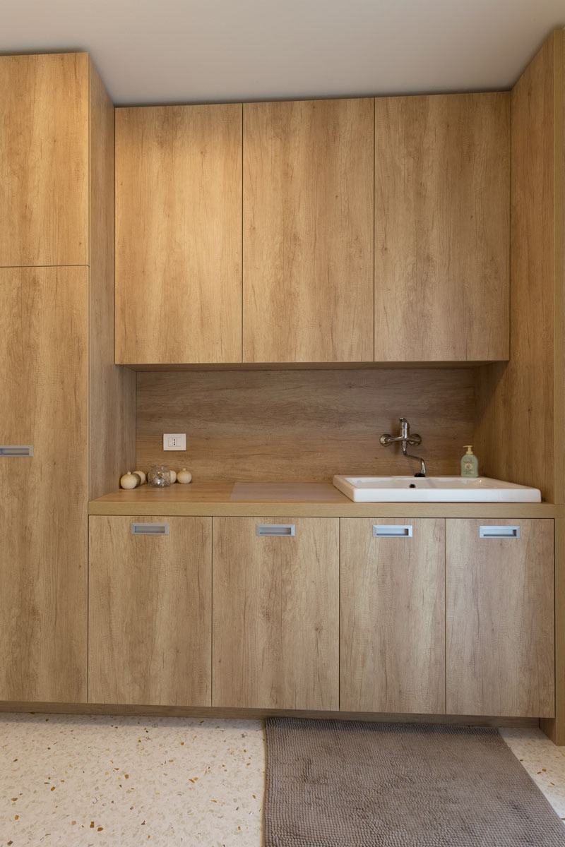 lavanderia-mobile-su-misura-703-7