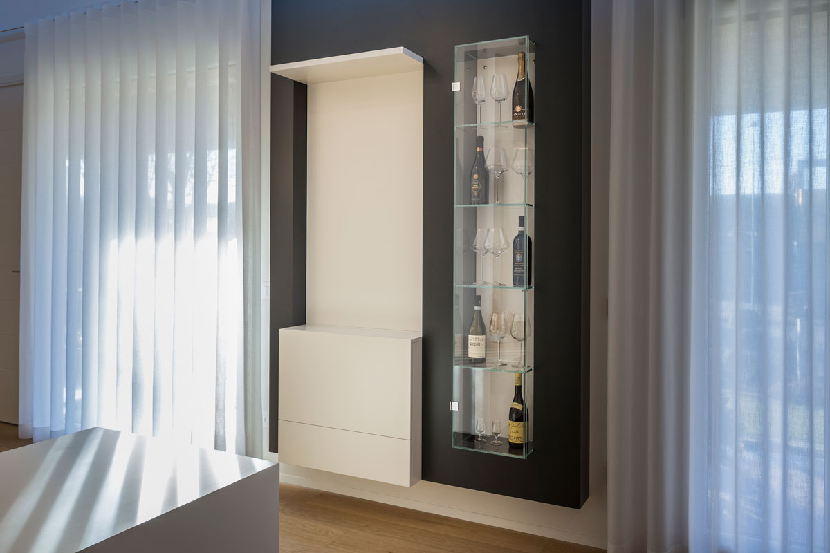 mobili-su-misura-zona-giorno-black-white-58-12