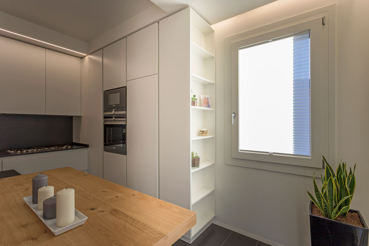 mobili-su-misura-zona-giorno-black-white-58-16